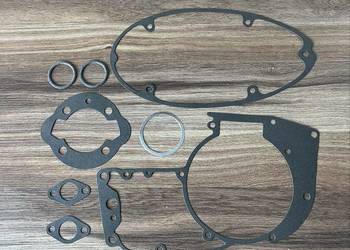 NOWE POLSKIE USZCZELKI SILNIKA JAWA 250 TYP 559 PANELKA KRYNGIELIT