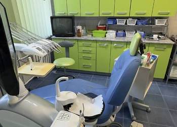Unit stomatologiczny + kompletne wyposażenie gabinetu.