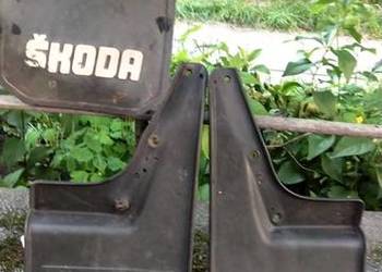 Skoda Favorit chlapacze tylnie