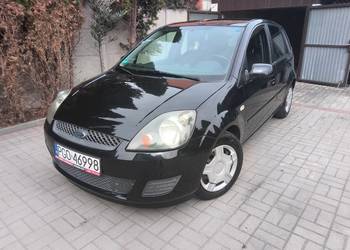 Ford Fiesta 1.3 klima grzana szyba przód  2008r