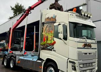 Do drzewa dzwig klonice 6x4 Volvo FH do przewozu  drewna