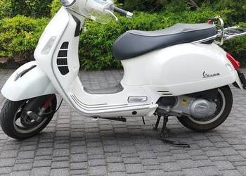 Vespa GTS 300