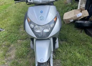 Piaggio beverly , poj silnika 125 ccm,