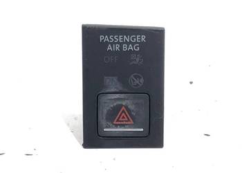 WŁĄCZNIK ŚWIATEŁ AWARYJNYCH VW GOLF VII 5G1919225 PRZYCISK AWARYJNE