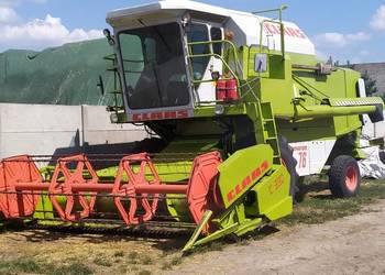 Claas Dominator 76