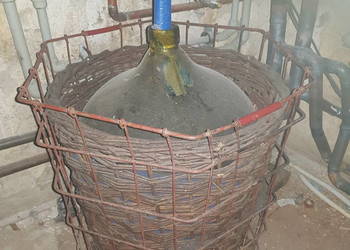 Sprzedam butlę do wina