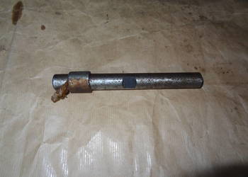 Sworzeń łożysko Gaz Wołga zawieszenie