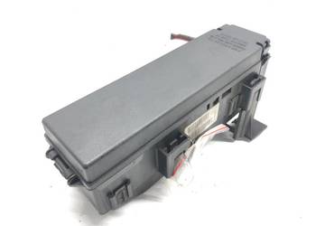 SKRZYNKA BEZPIECZNIKÓW JEEP GRAND CHEROKEE WK 56047831AF Terenowy 04-1