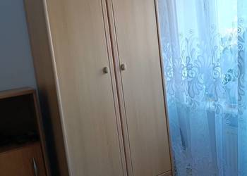 Sprzedam ładną szafę.