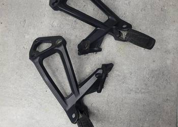 KTM 790 890 ADV SMT 23 OEM PODNÓŻEK PODNÓŻKI SET TYŁ LEWY PRAWY