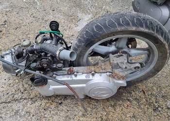 Kompletny Silnik kymco 250  gaźnik komplet swap