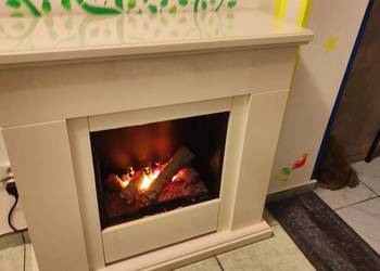 Oryginalny kominek Dimplex Moorefield Opti-myst w białym połysku