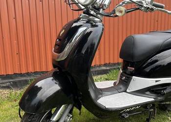 Skuter Retro 125 z Niemiec mały przebieg