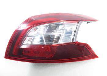LAMPA PRAWA TYLNA PEUGEOT 308 II 81250201