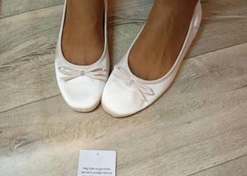 (43) ASOS/ Kremowe  białe baleriny wieczorowe z Londynu, NOWE