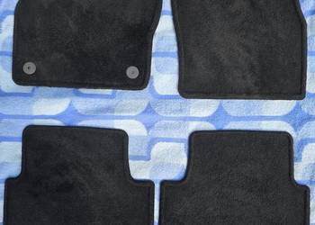 Dywaniki welurowe oryginalne Seat Komplet.