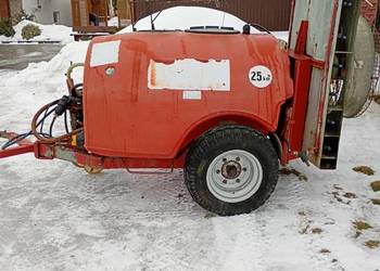 Opryskiwacz sadowniczy myers 1100l