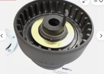 Oryginalna Naba Kierownicy MOMO BMW E30