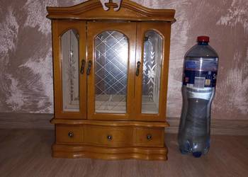 Szkatułka drewniana - bardzo wysoka  41 cm , szafeczka