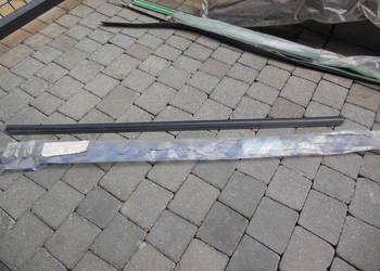 Uszczelnienie zewnętrzne szyby drzwi Punto, przód, prawe, dolne 46543236