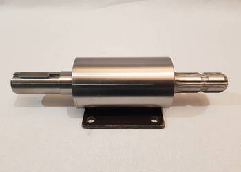 Łożyskowanie łuparka wałek WOM Łożyskowanie łuparka wałek WOM