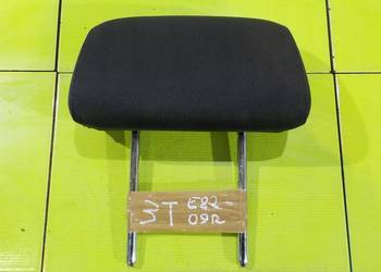 BMW 1 E88 09 zaglowek tyl