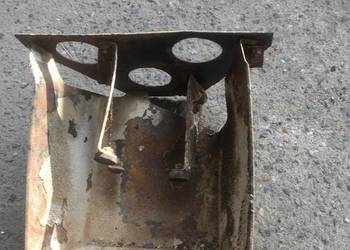 Mercedes W111 W108 W113 obudowa pompy paliwa