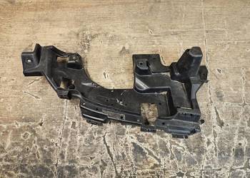 MERCEDES W205 UCHWYT PRAWY MOCOWANIE PRAWE WYDECHU A2058850200