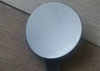 TESLA Y 20- ZAŚLEPKA HAKA ZDERZAK PRZÓD 1493746-00-A