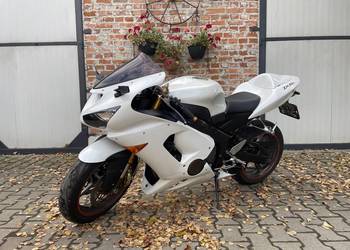 Kawasaki Ninja ZX-6R – 636 cm³