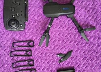 Dron E88 z kamerą + dodatki i torba