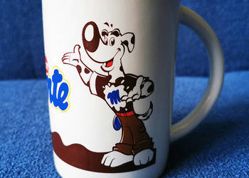 Kolekcjonerski zestaw 6 kubkóe Monte z wizerunkiem pieska