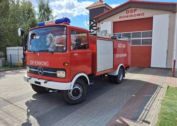 Wóz strażacki Mercedes-Benz