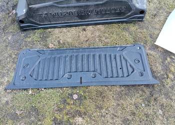 Mitsubishi L200 (kuweta)