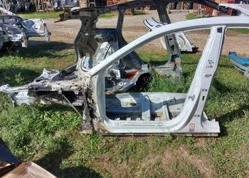 AUDI RS5 8W8 F5 Podłużnica ćwiartka przód słupek próg lewy LS9R