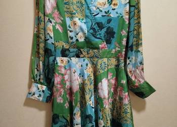 Elegancka sukienka rozmiar 38