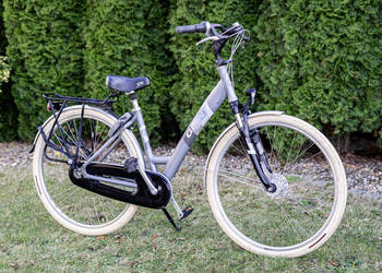 Sprzedam miejski rower Giant S 28