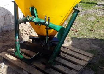 Sprzedam rozsiewacz nawozów