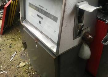 Dystrybutor paliwa kolekcjonerski 70 lata