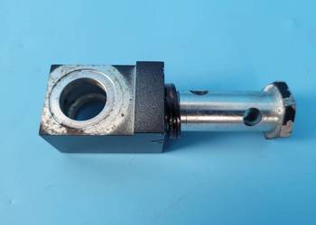 DEUTZ-FAHR 6130 TTV KOSTKA ZAWÓR 0.013.8518.0