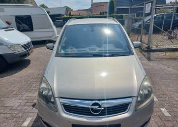 Opel Zafira B Kompletny  Przód ,Z 167