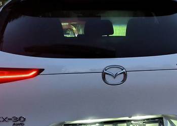 Lampy klapy bagażnika full led tył Mazda cx 30 21r