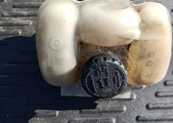 Zbiornik wyrównawczy Saab 900 2,0 benzyna