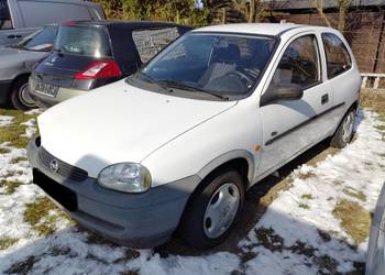 Opel Corsa B 1,2 65KM TYLKO 36.000km WEBASTO ogrzewanie postojowe z Niemiec