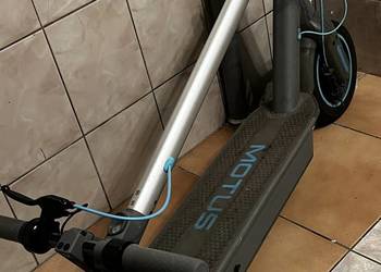 Sprzedam MOTUS Scooty 10 – bardzo dobry stan, sprawna bateria