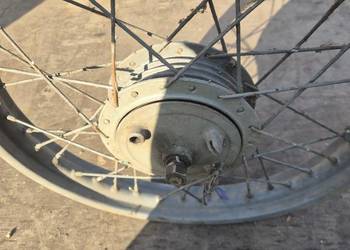 Wsk 125 koło tył opona Wsk 125 koło tył opona