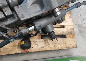 Cylinder hydrauliczny skrętu Massey Ferguson 7618 {Agco 4348