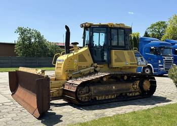 SPYCHARKA KOMATSU D61PXI-23