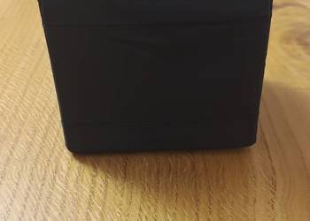 Organizer wykonany z tkaniny składany.