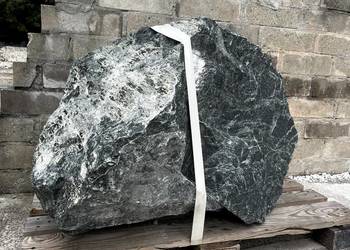 Głaz Zielony serpentynit Duże głazy Kamień Ozdobny Kora Kamienna